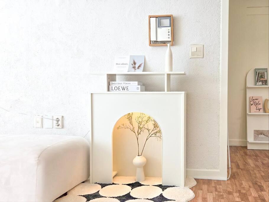 Yeon Apartment Seoul
